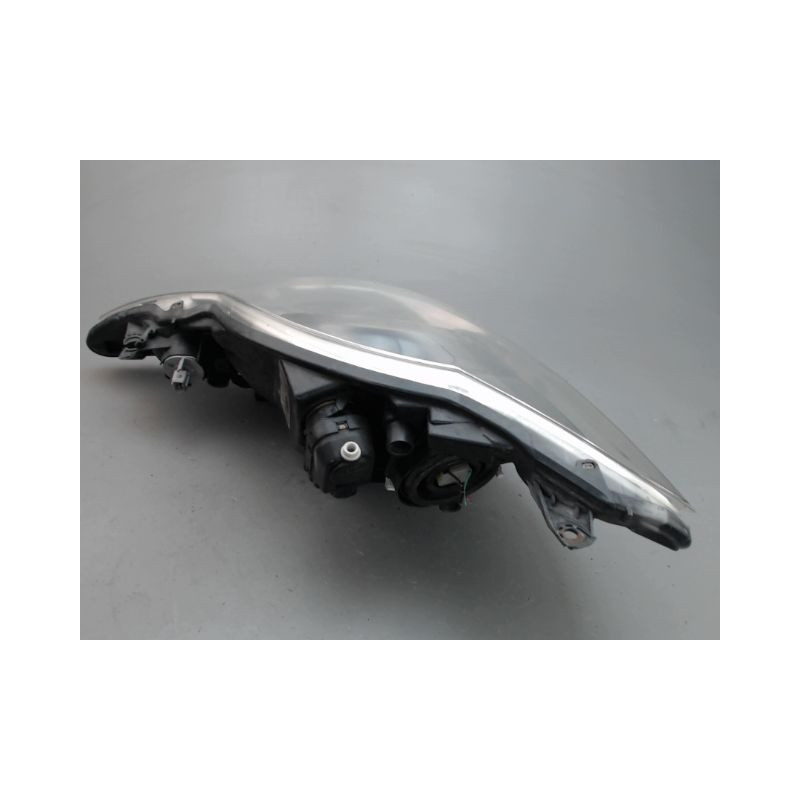 PHARE DROIT PEUGEOT 107