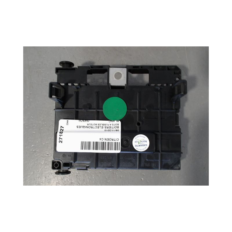 BOITE A FUSIBLES CITROEN C4
