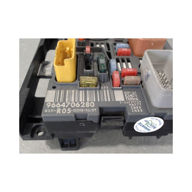 BOITE A FUSIBLES CITROEN BERLINGO