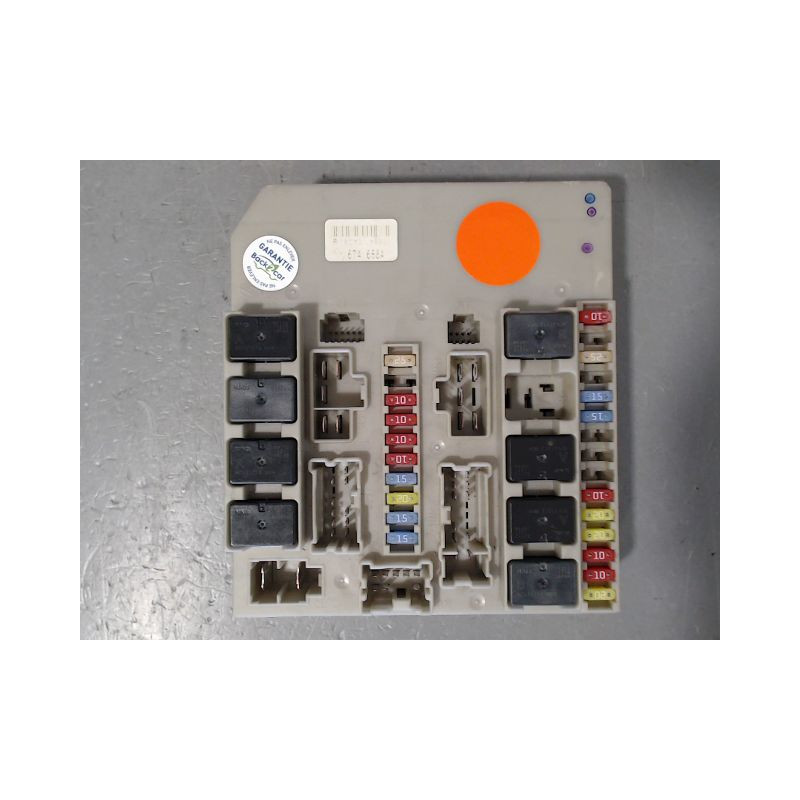 BOITE A FUSIBLES RENAULT MODUS