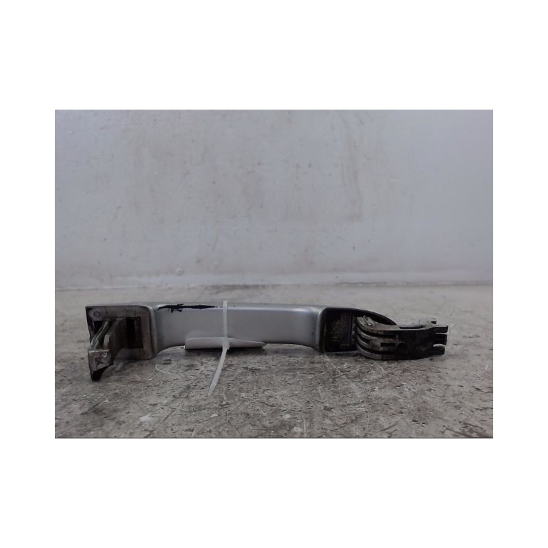 POIGNEE EXTERIEURE PORTE AVANT GAUCHE RENAULT CLIO III 2005-