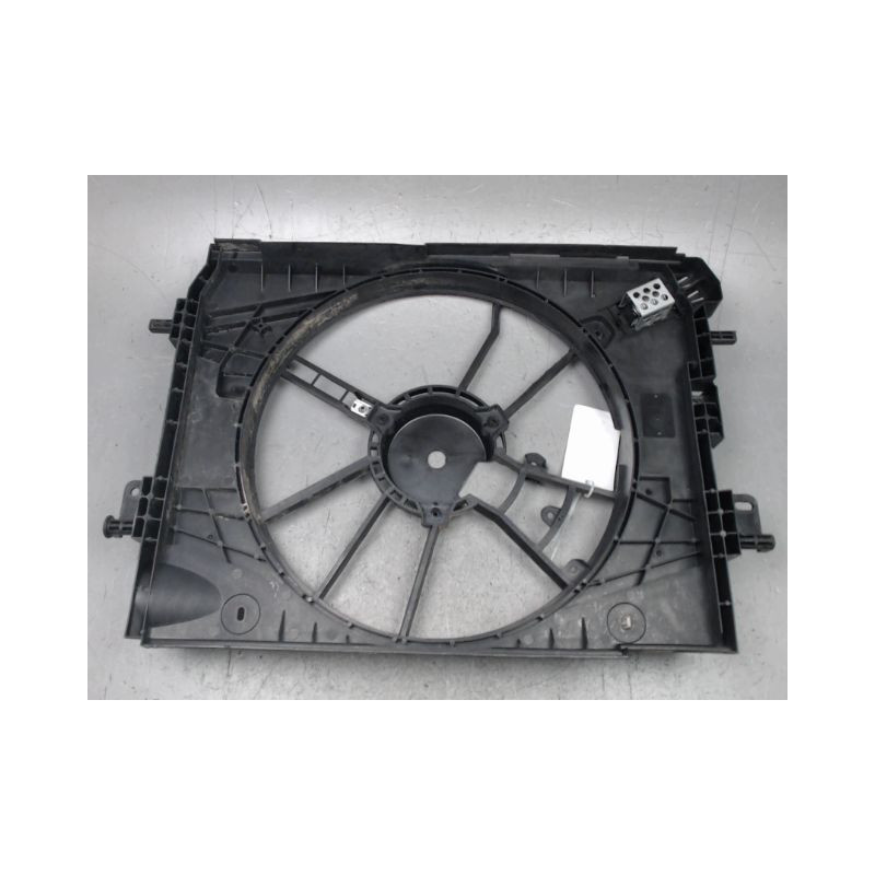 SUPPORT DE VENTILATEUR DACIA SANDERO