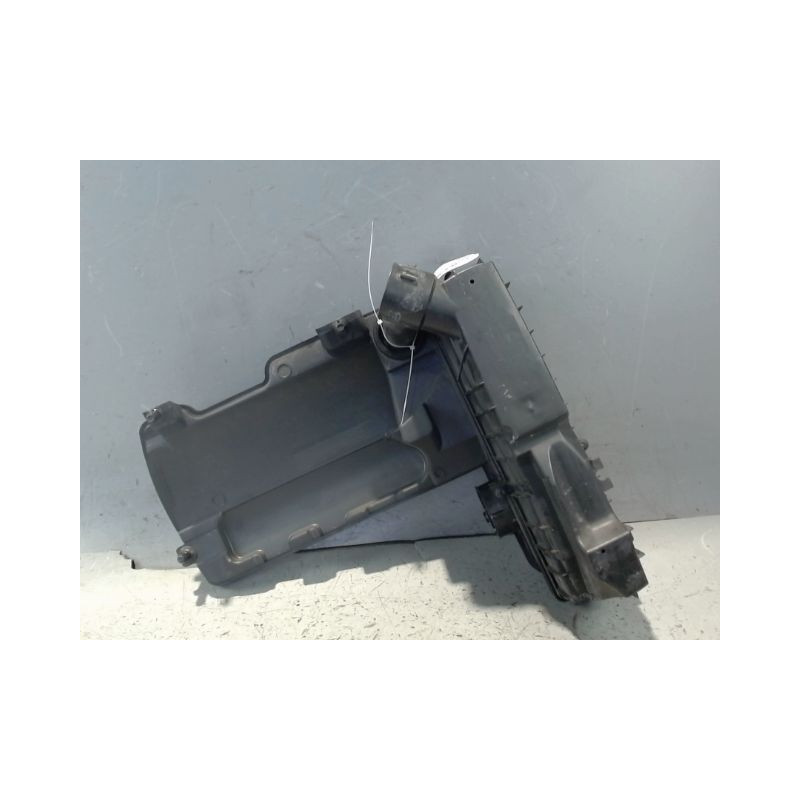 BOITIER FILTRE A AIR RENAULT CLIO III 2010-