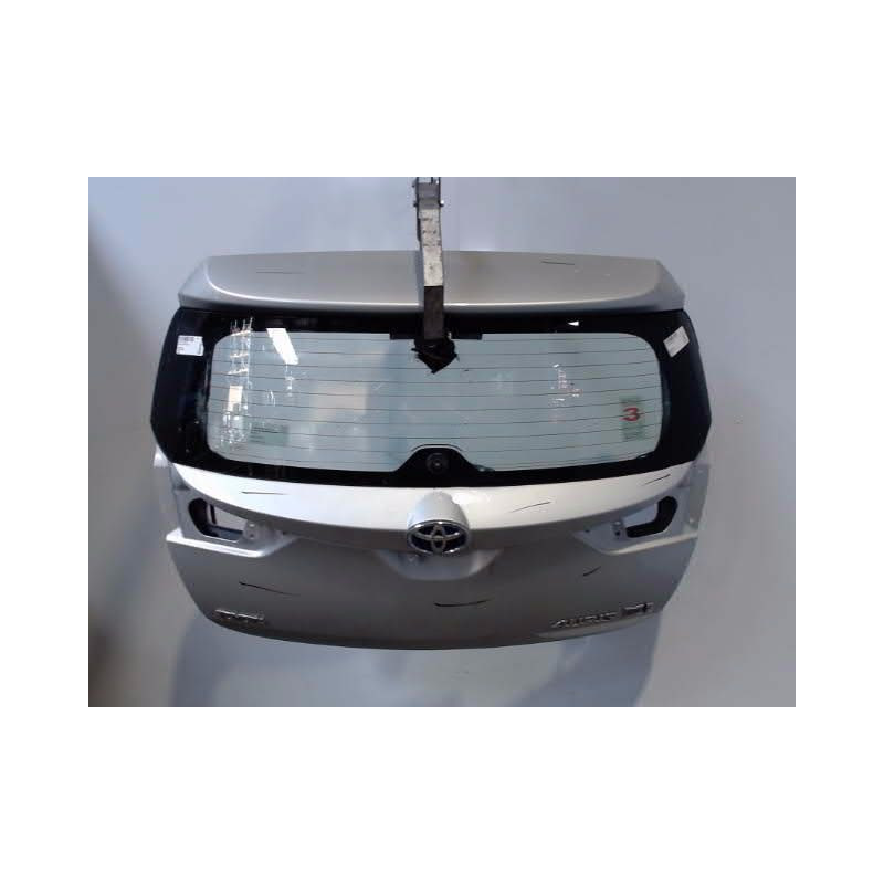 HAYON TOYOTA AURIS 2010-