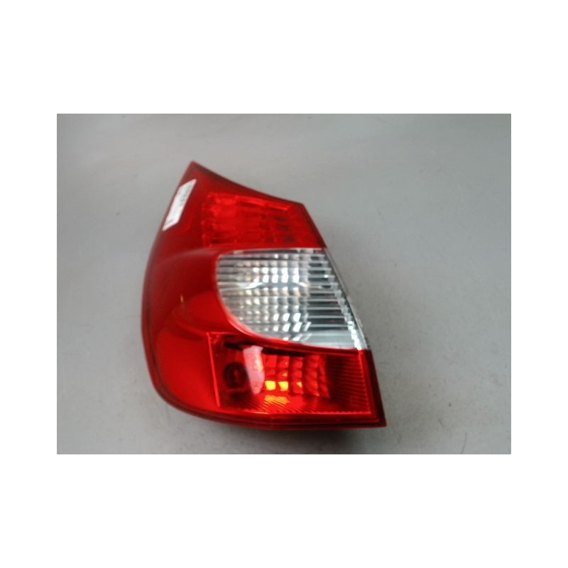 FEU ARRIERE GAUCHE  RENAULT SCENIC MONOSP. II Phase 2 2006-2009