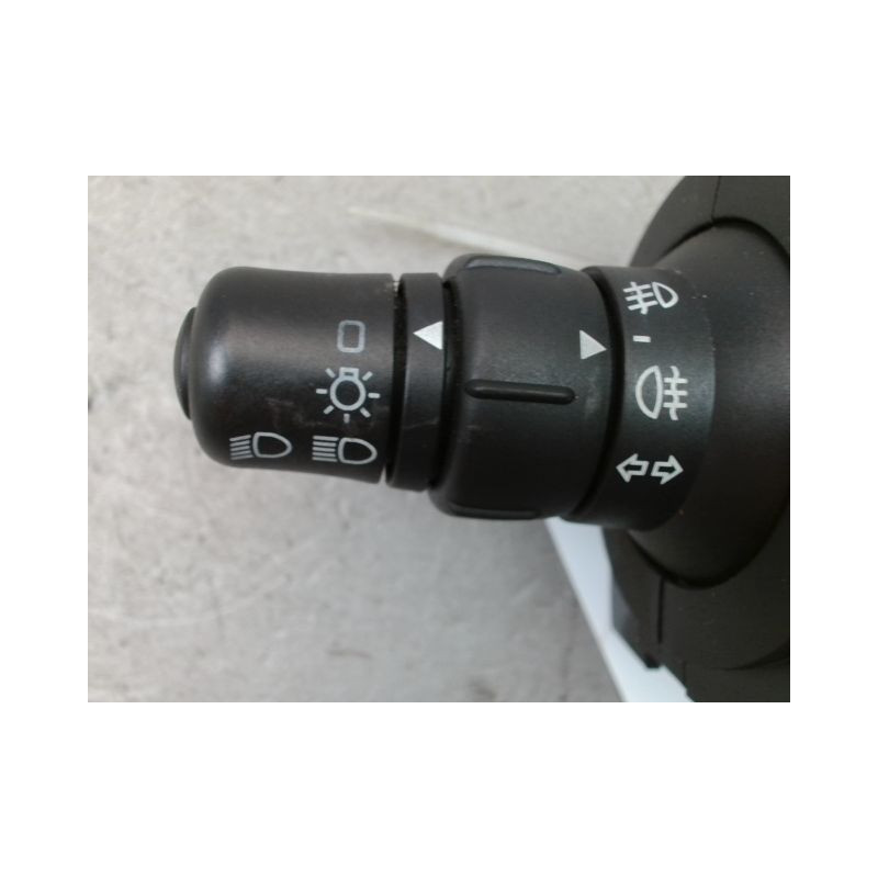 COMMANDE ECLAIRAGE RENAULT SCENIC MONOSP. II Phase 2 2006-2009