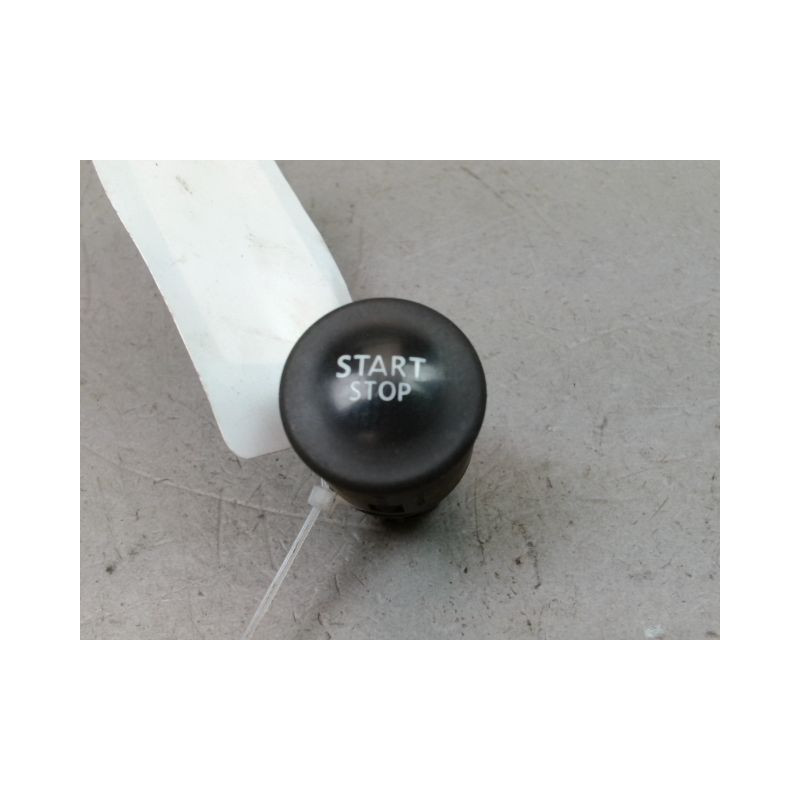 BOUTON DE DEMARRAGE RENAULT SCENIC MONOSP. II Phase 2 2006-2009
