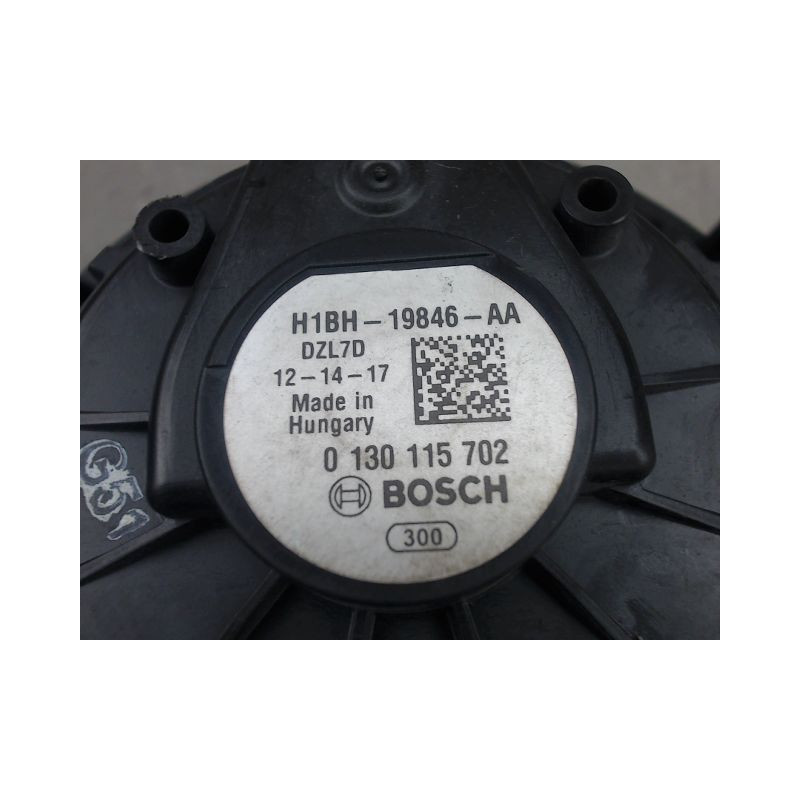 MOTEUR VENTILATEUR CHAUFFAGE FORD FIESTA