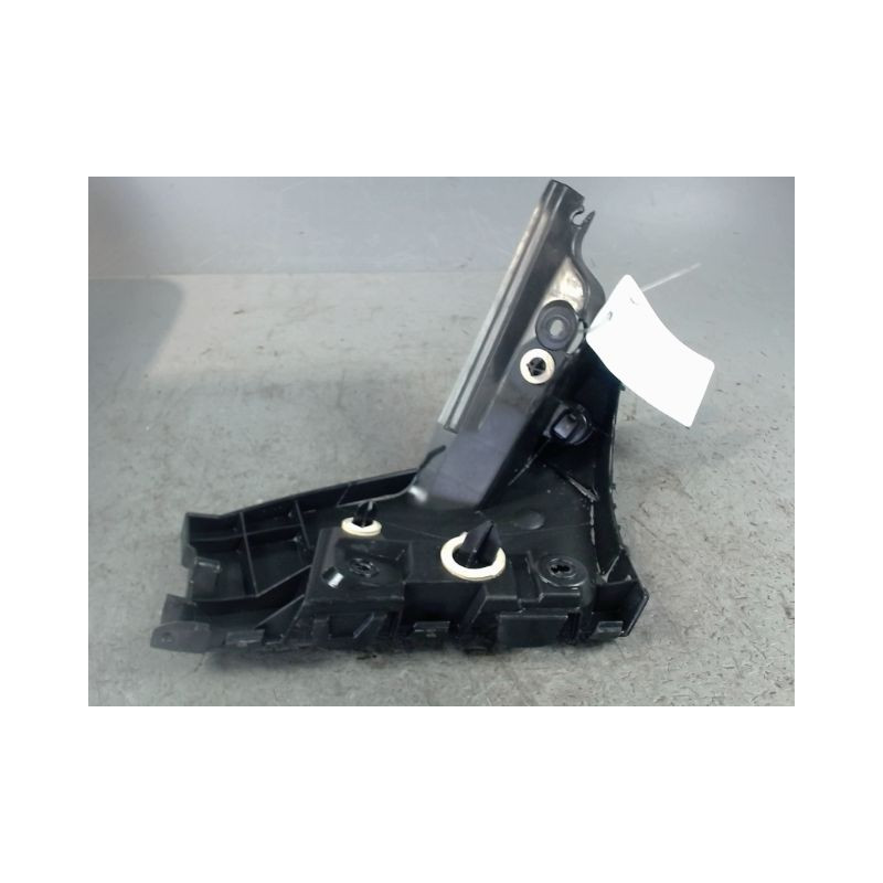 SUPPORT PARE-CHOC ARG RENAULT CLIO III 2010-
