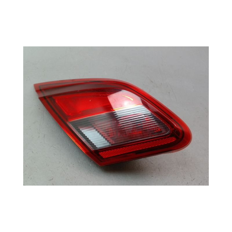 FEU ARRIERE INTERIEUR GAUCHE OPEL CORSA 2010-