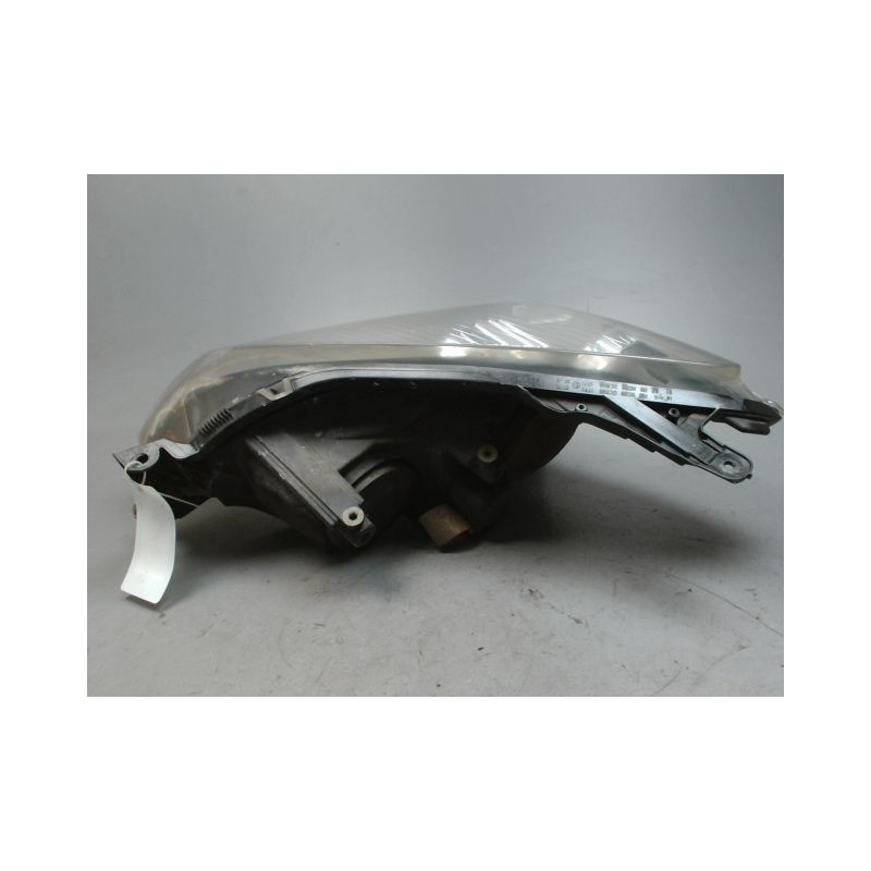 PHARE DROIT OPEL ASTRA 2004-