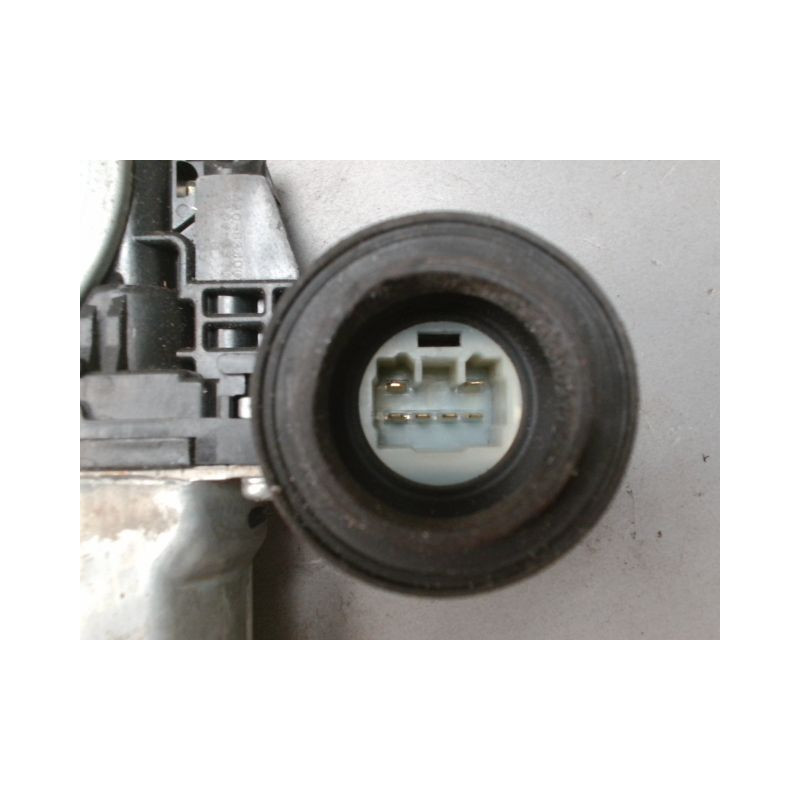 MECANISME+MOTEUR LEVE-GLACE AVANT DROIT SUZUKI SWIFT 3P