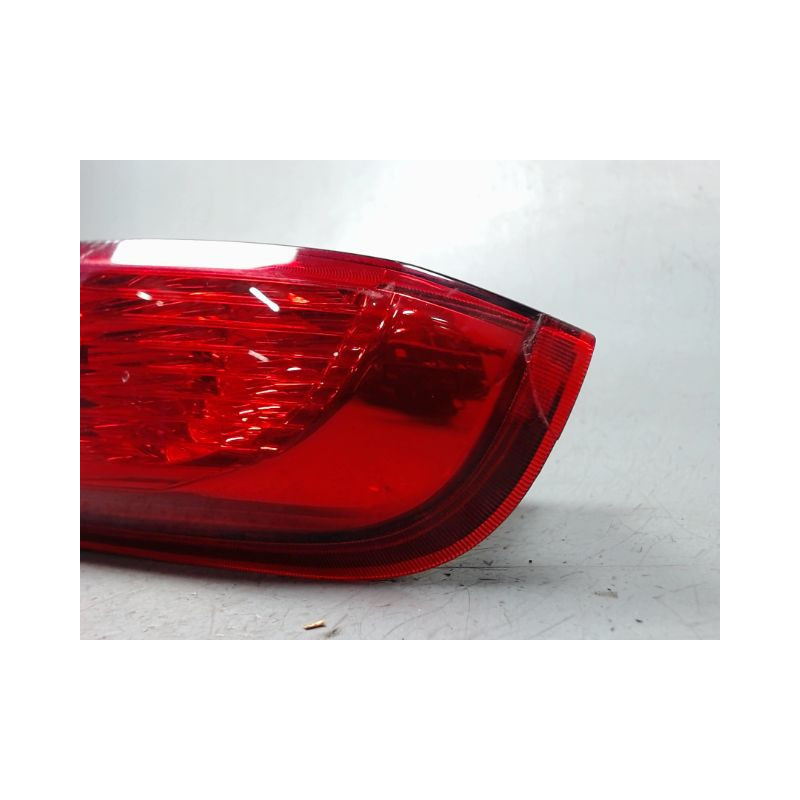 FEU ARRIERE DROIT FORD C-MAX