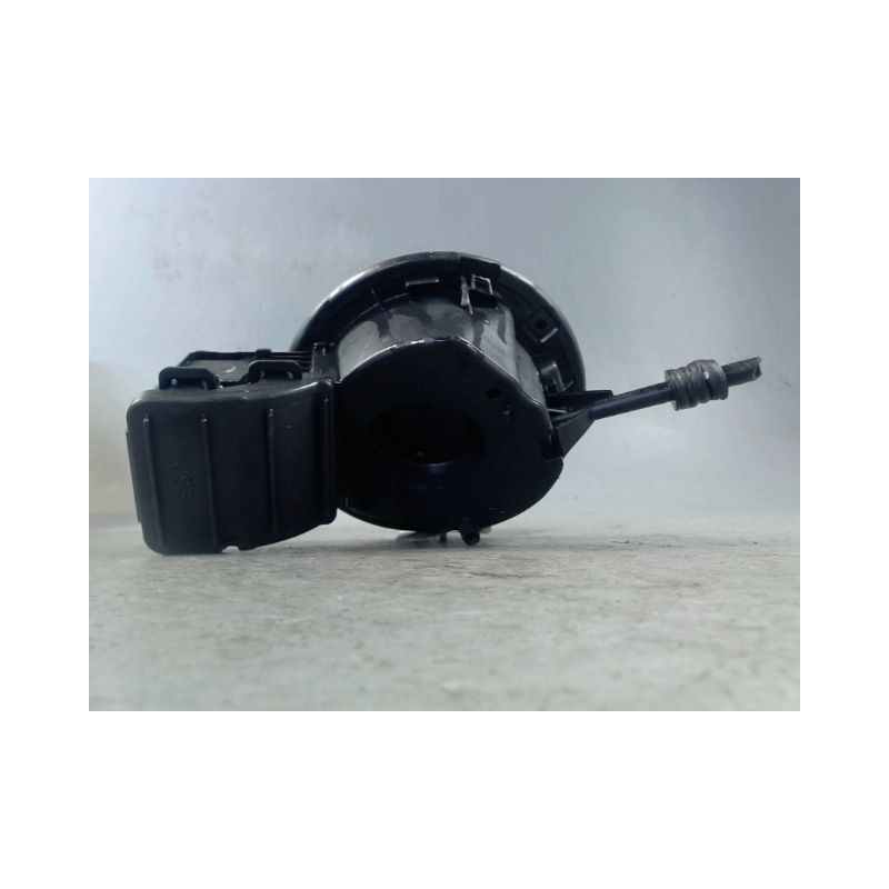 VOLET DE TRAPPE CARBURANT RENAULT SCENIC III 2009-
