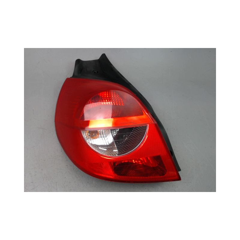 FEU ARRIERE GAUCHE  RENAULT CLIO III Phase 1 2005-2009