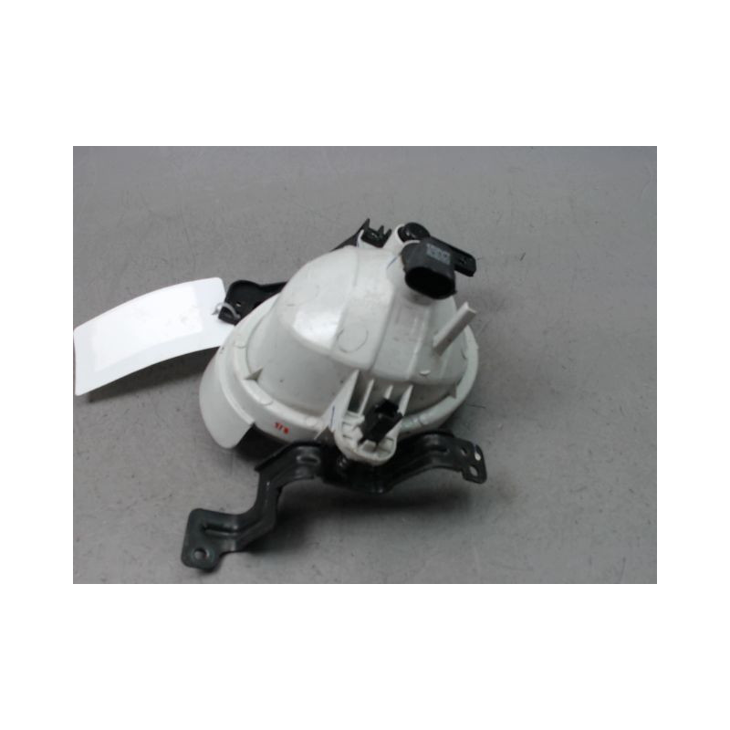 PHARE ANTIBROUILLARD AVANT DROIT HYUNDAI I20