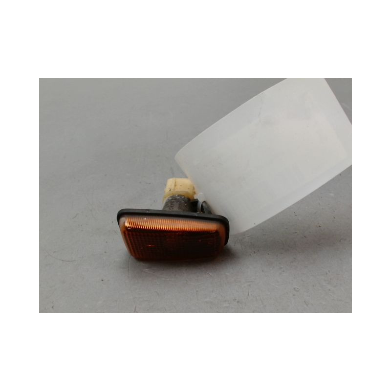 REPETITEUR AILE DROIT CITROEN SAXO Phase 1 1996-1999