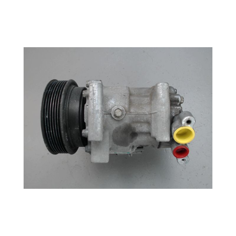 COMPRESSEUR AIR CONDITIONNE RENAULT CLIO