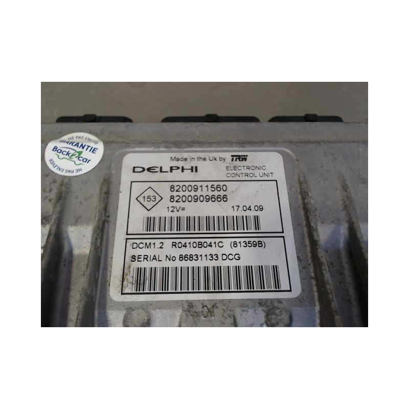 CALCULATEUR MOTEUR RENAULT CLIO