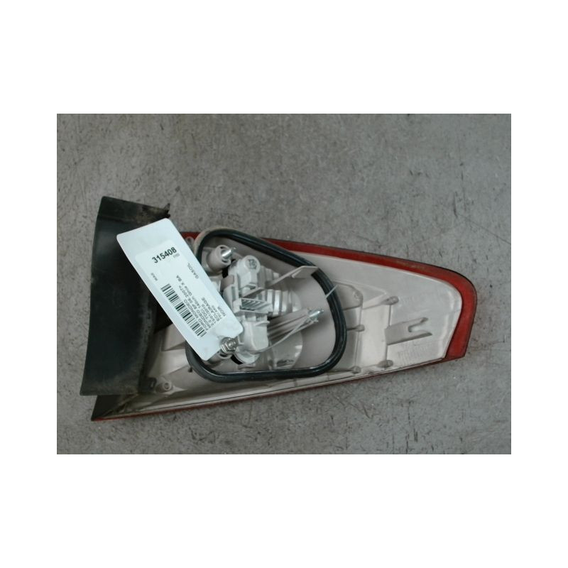 FEU ARRIERE GAUCHE  FORD MONDEO 2007-
