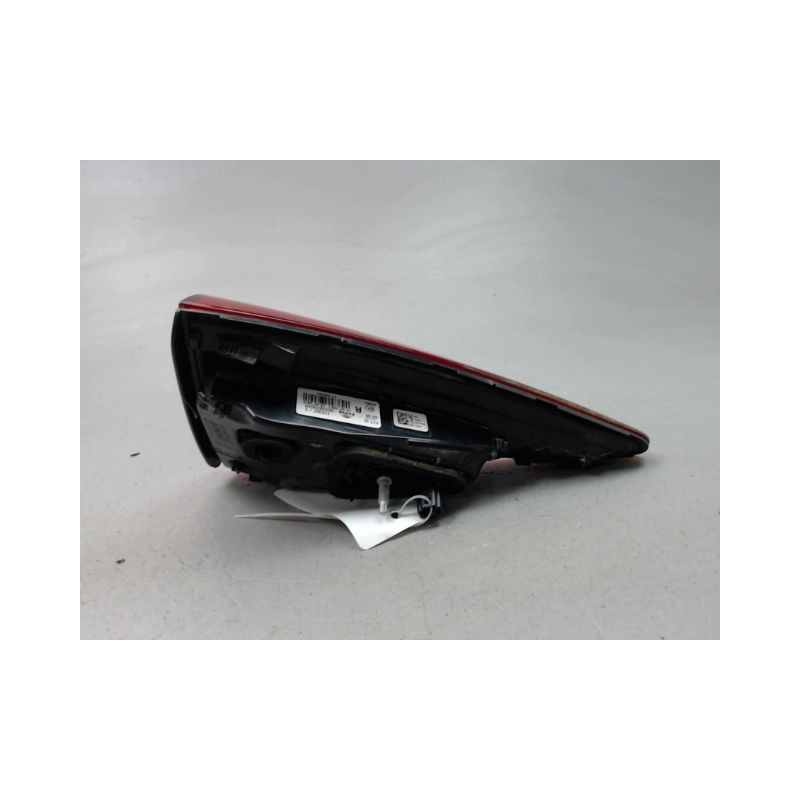 FEU ARRIERE INTERIEUR DROIT RENAULT CLIO
