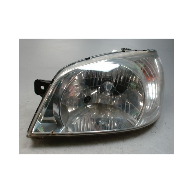 PHARE GAUCHE HYUNDAI GETZ 02-05