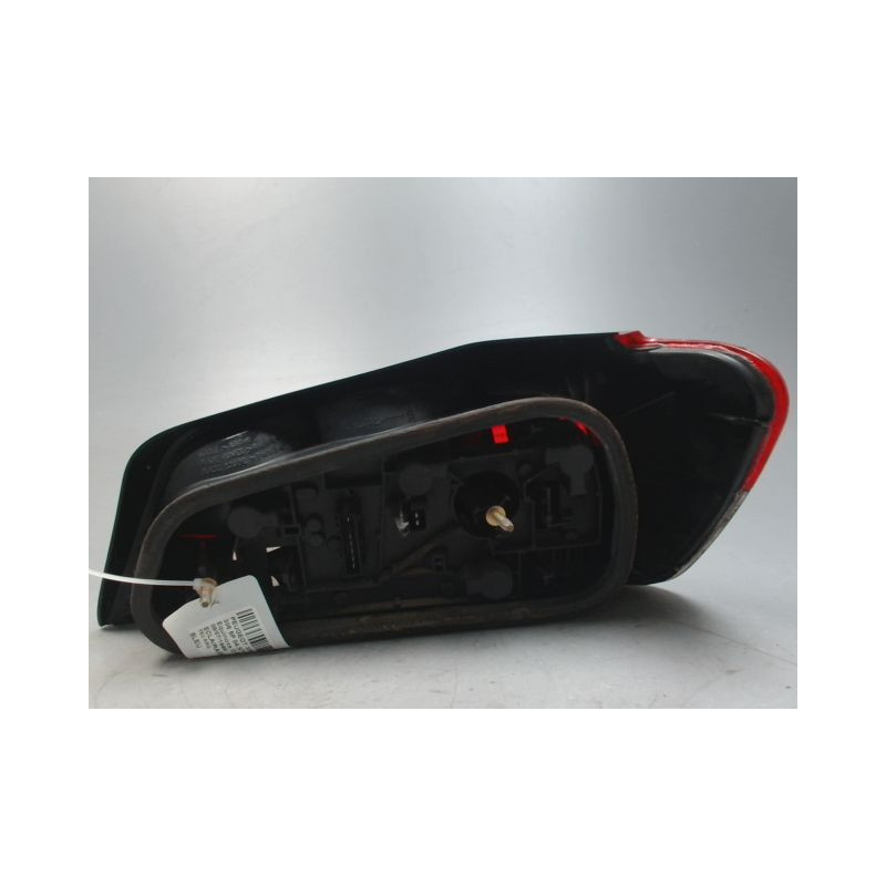 FEU ARRIERE GAUCHE  PEUGEOT 306 97-2001
