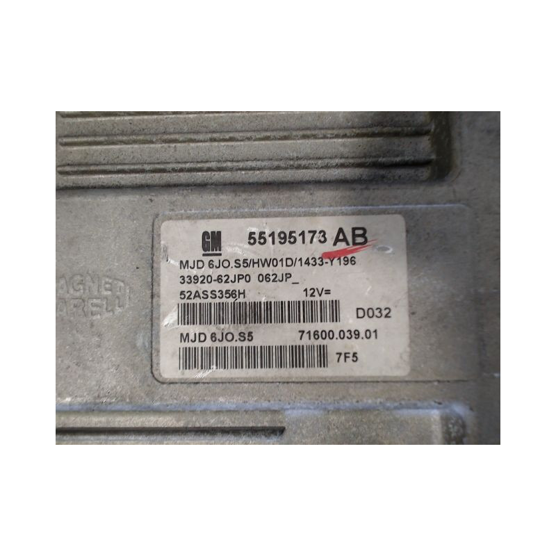 CALCULATEUR MOTEUR SUZUKI SWIFT