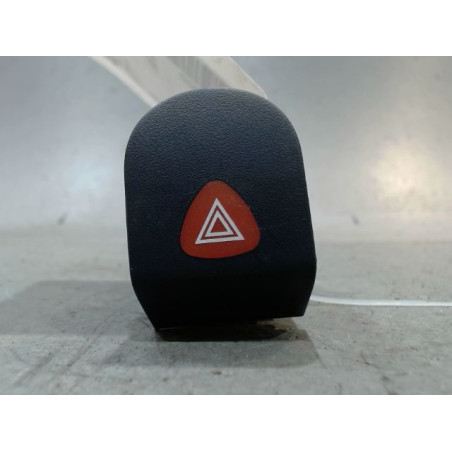 BOUTON DE WARNING RENAULT KANGOO