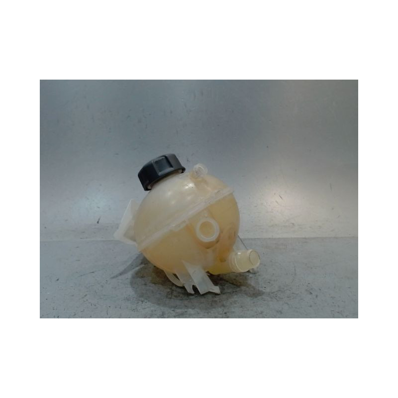 VASE EXPANSION CITROEN C4