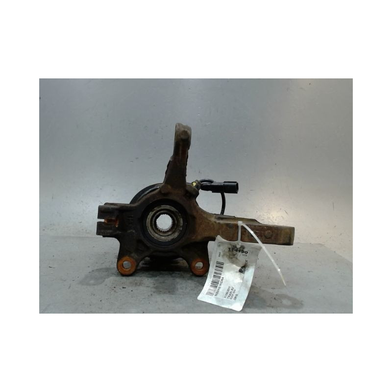 PIVOT AVANT GAUCHE NISSAN MICRA