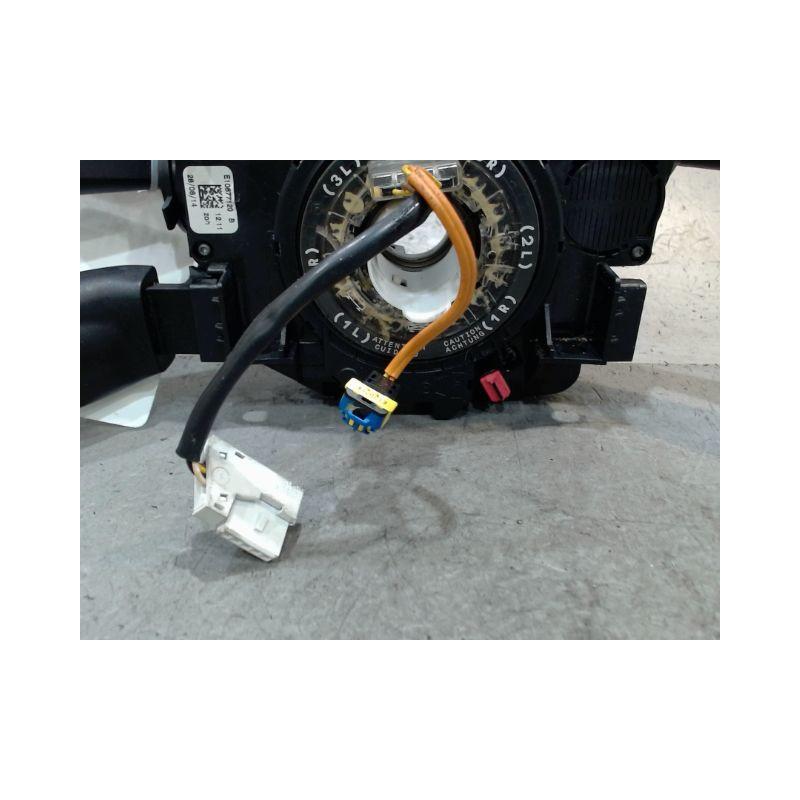 BLOC COMMODOS PEUGEOT 208