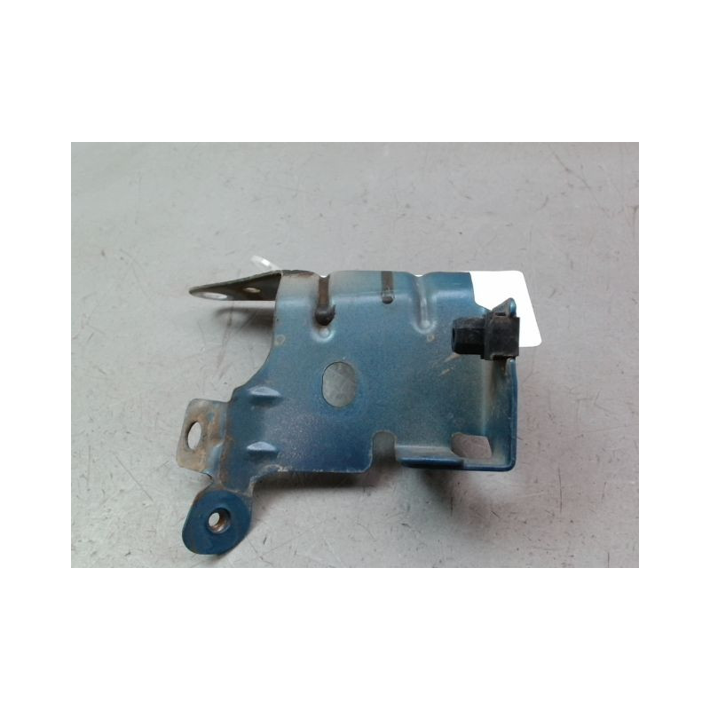 SUPPORT PARE-CHOC AVG RENAULT CLIO ESTATE III Phase 2 2009-2012