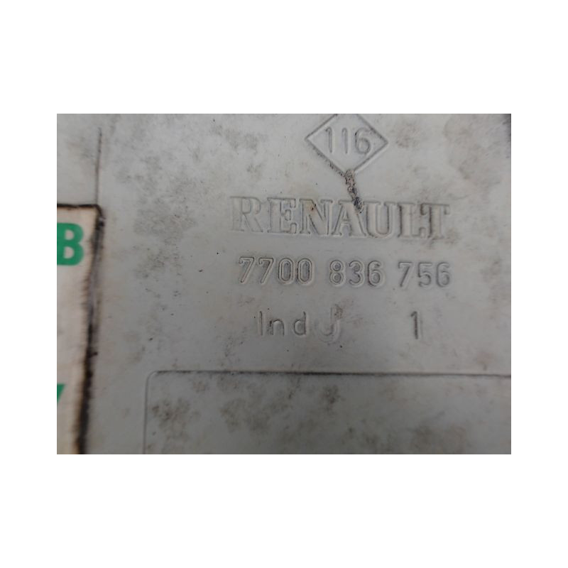 VOLET DE TRAPPE CARBURANT RENAULT CLIO