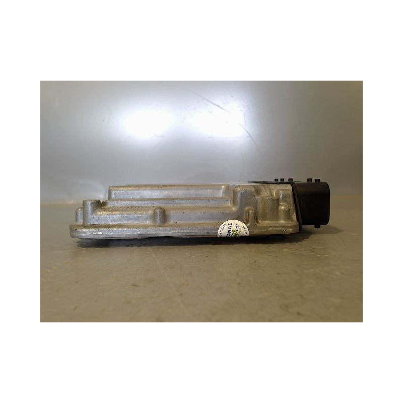 CALCULATEUR MOTEUR OPEL CORSA