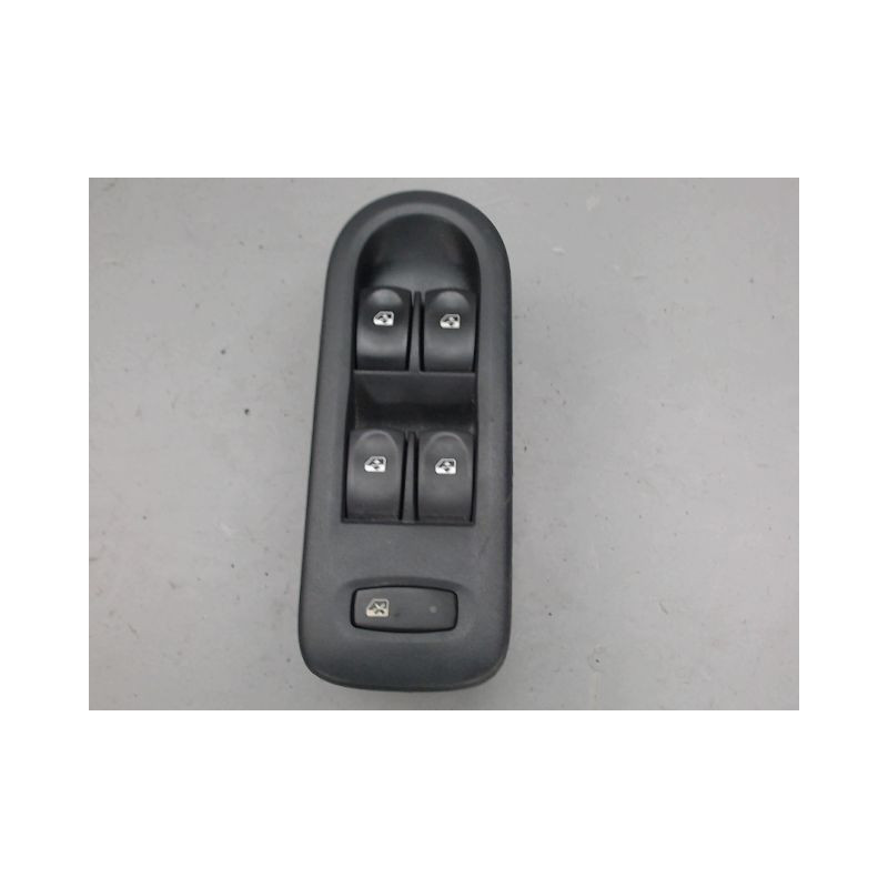 COMMANDE LEVE-GLACE PORTE AVG RENAULT CLIO