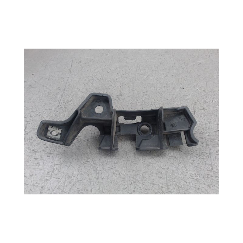 SUPPORT PARE-CHOC AVG RENAULT MEGANE