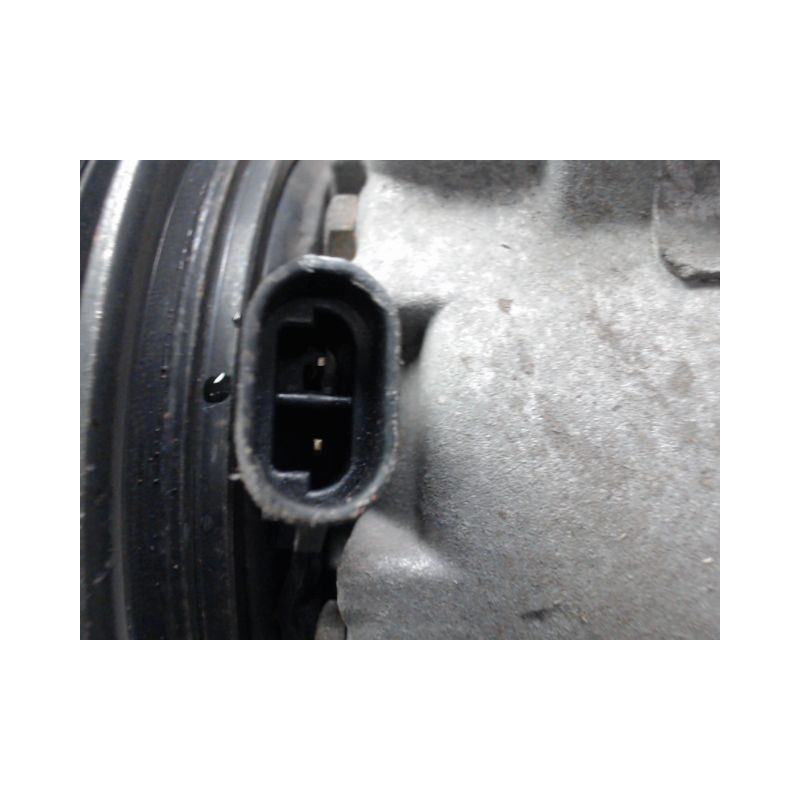 COMPRESSEUR AIR CONDITIONNE RENAULT SCENIC II PH1 02-06