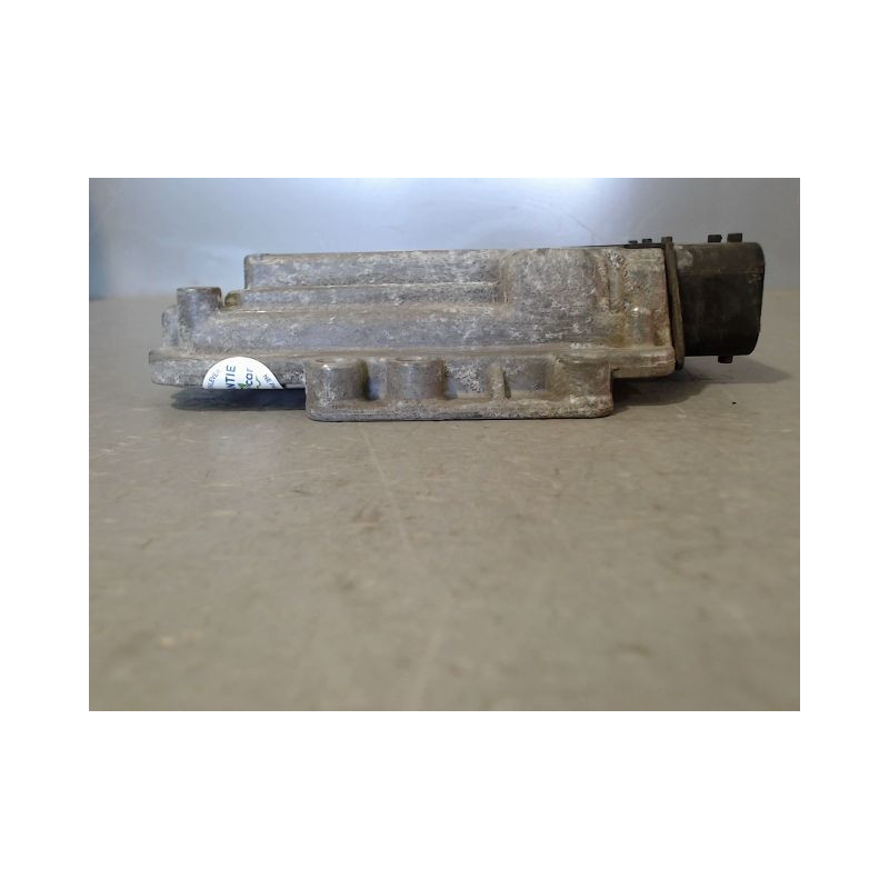 CALCULATEUR MOTEUR OPEL ZAFIRA