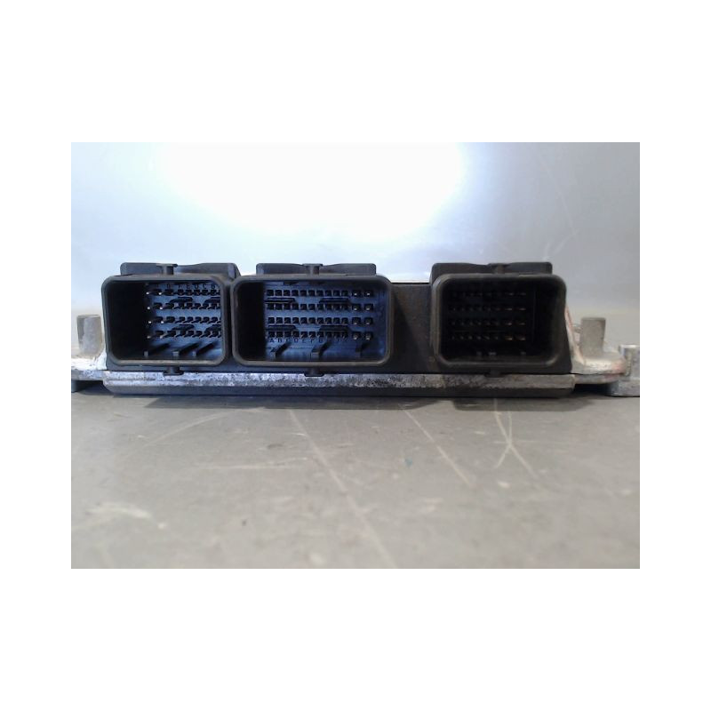 CALCULATEUR MOTEUR PEUGEOT 406 COUPE 97-04