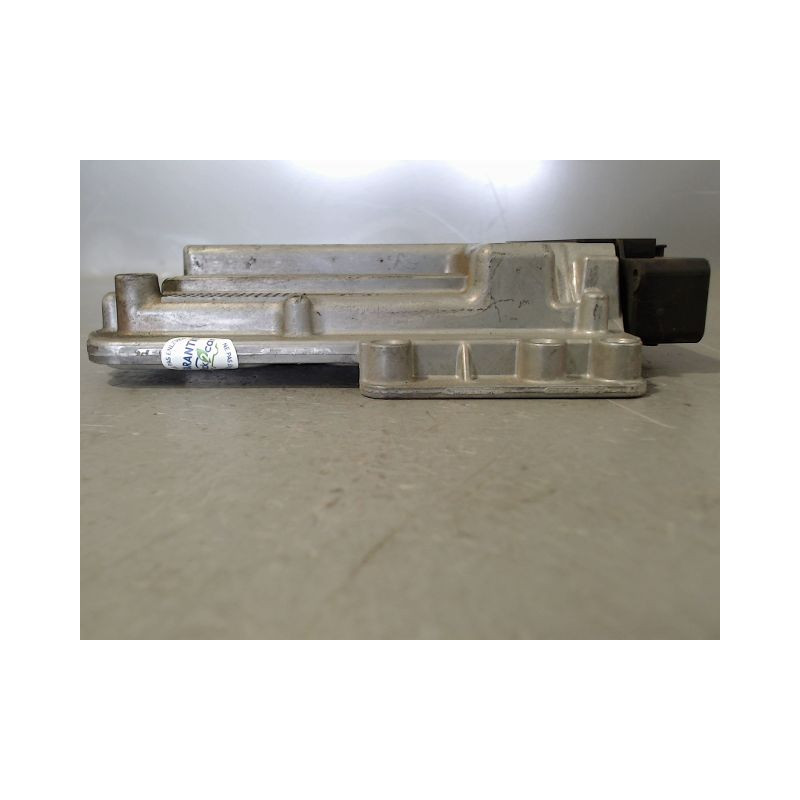 CALCULATEUR MOTEUR RENAULT CLIO IV 2012-