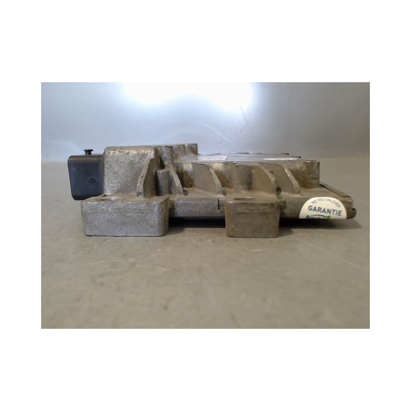 CALCULATEUR MOTEUR DACIA SANDERO 2008-