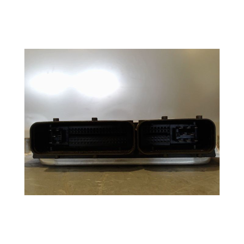 CALCULATEUR MOTEUR SEAT IBIZA 2002-2006