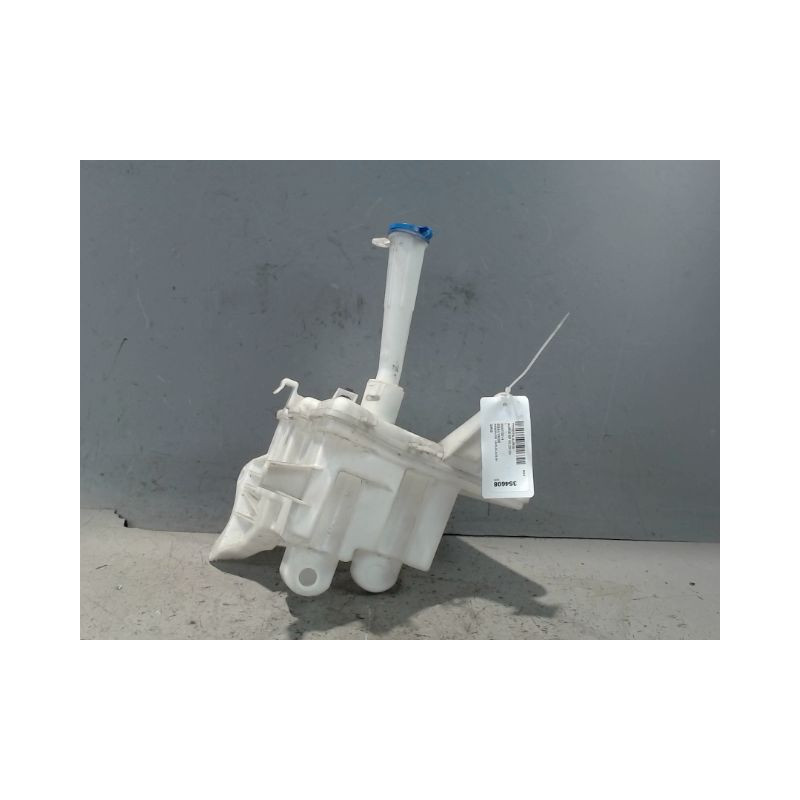 RESERVOIR LAVE-GLACE AVANT TOYOTA AURIS 2010-