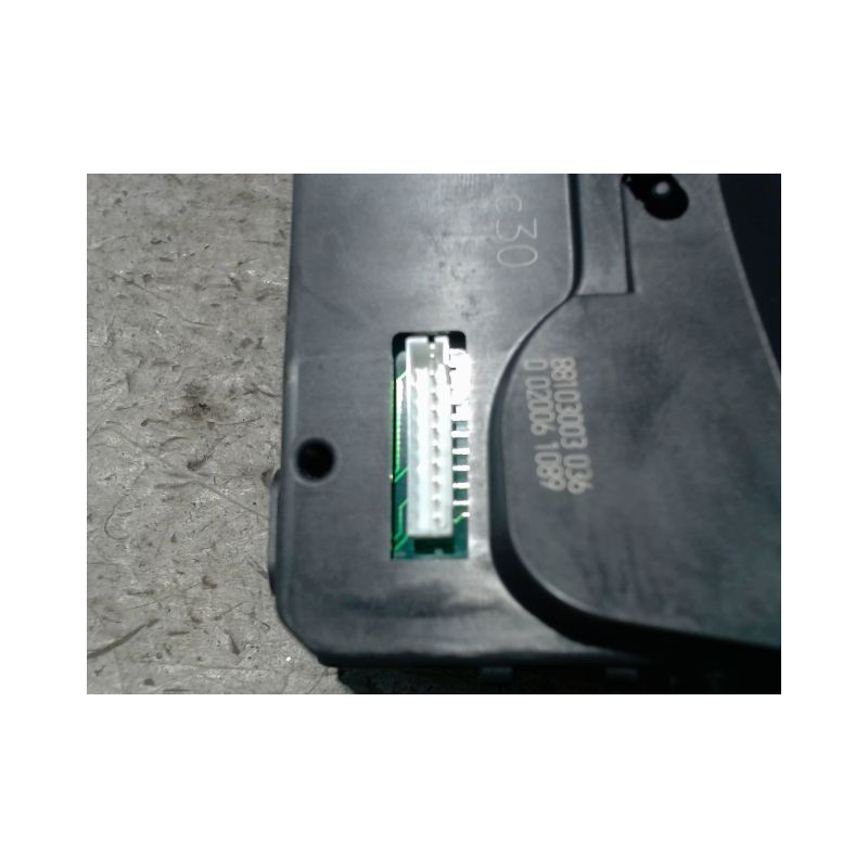COMMANDE ESSUIE GLACE RENAULT CLIO III 2005-