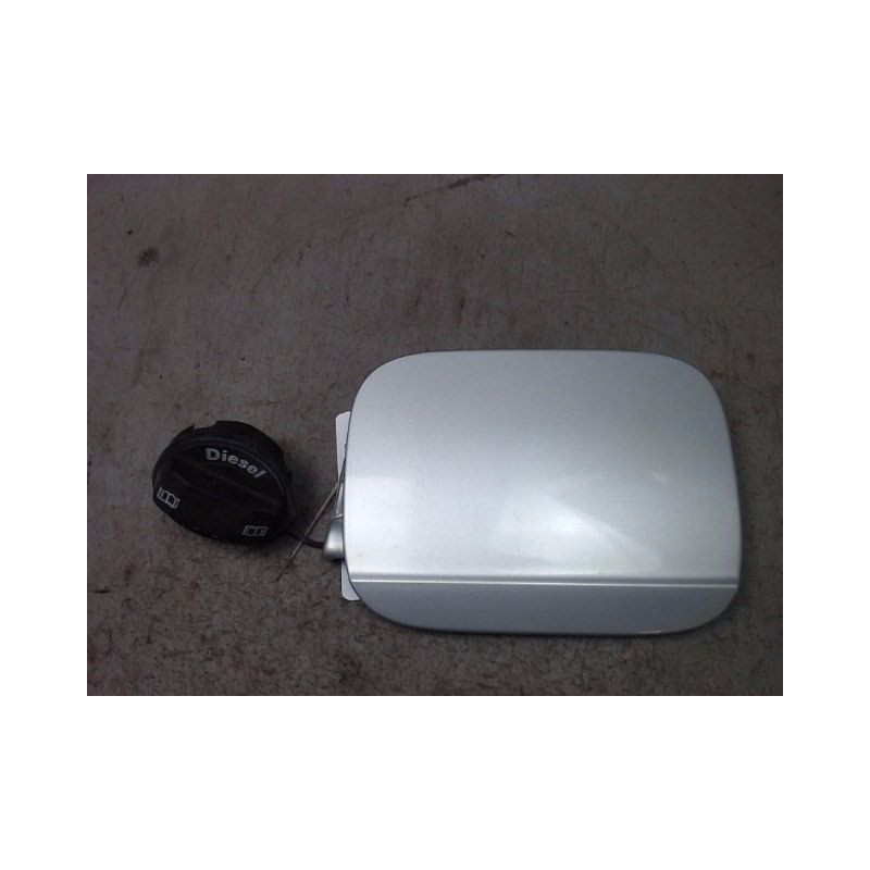 VOLET DE TRAPPE CARBURANT AUDI A4 2004-