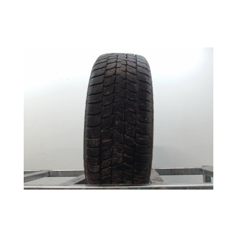 Pneu BRIDGESTONE BLIZZAK LM 25 215 65 15 96 H