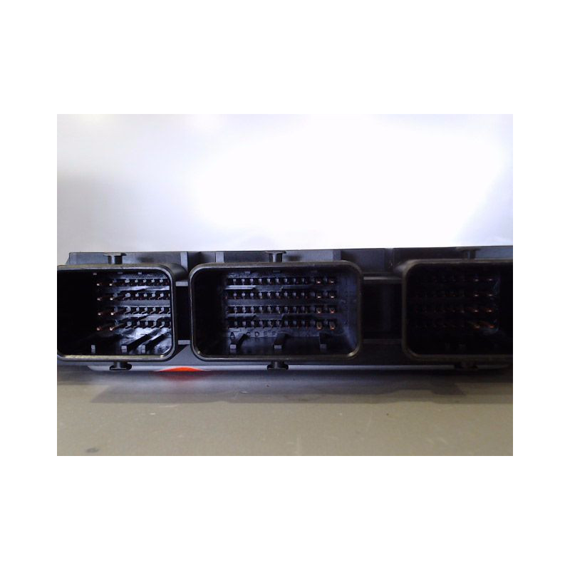 CALCULATEUR MOTEUR CITROEN C4