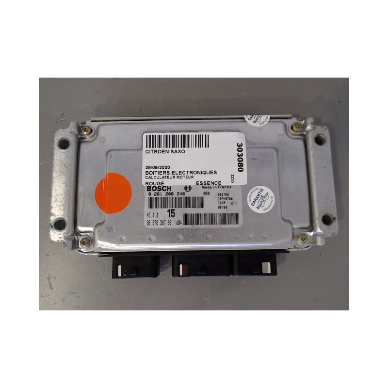 CALCULATEUR MOTEUR CITROEN SAXO