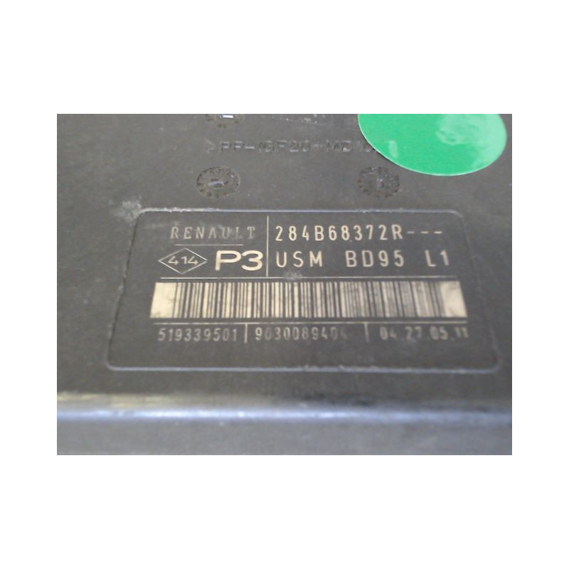 BOITE A FUSIBLES RENAULT MEGANE III CPE -08